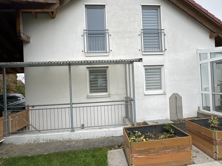 Wetterexponierte Giebelfassade vor der Sanierung in Oberschwaben